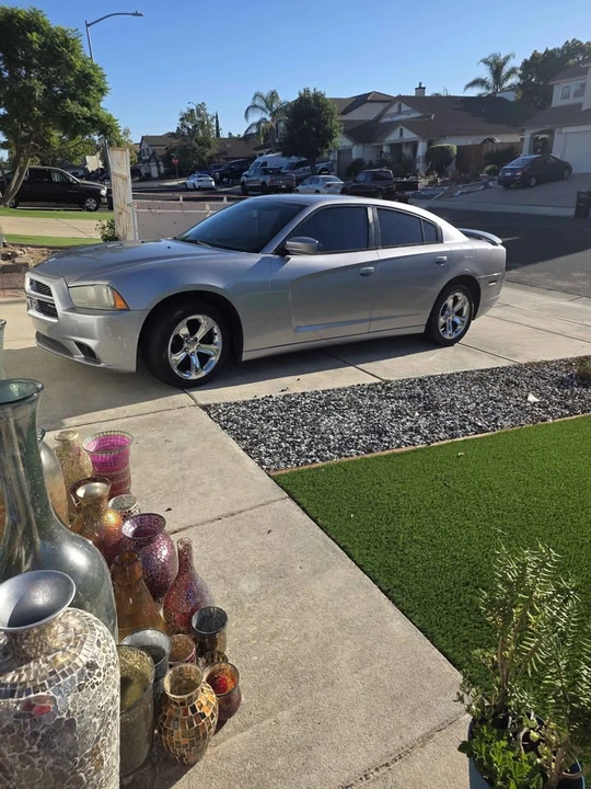 2014 Dodge Charger 7th Gen - Image 2 of 2