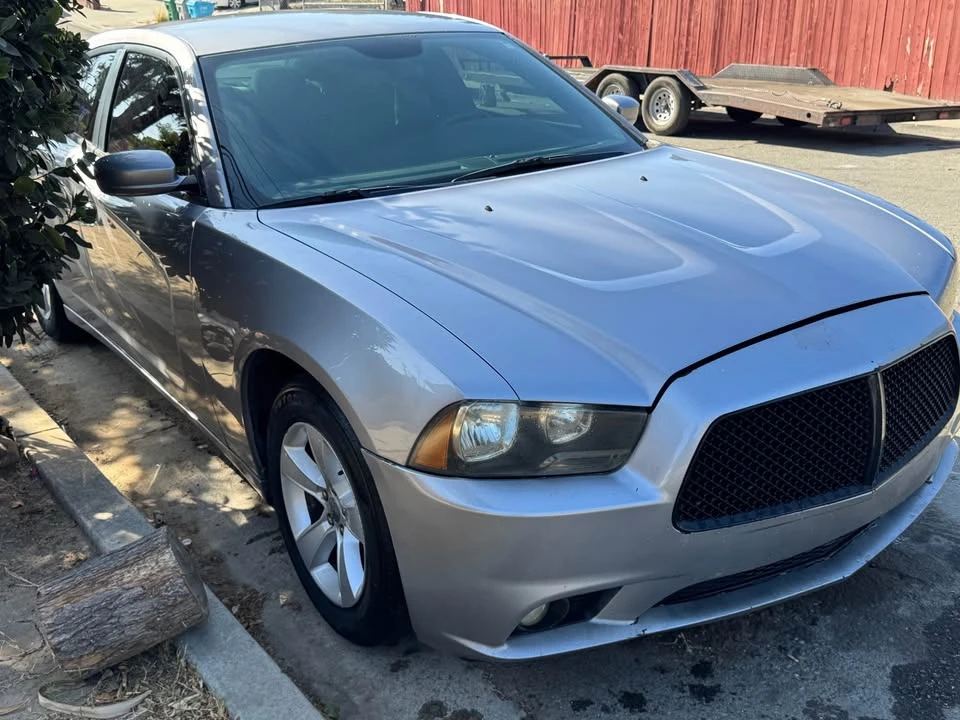 2014 Dodge Charger 7th Gen - Image 2 of 7