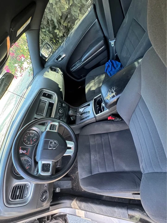 2014 Dodge Charger 7th Gen - Image 6 of 7