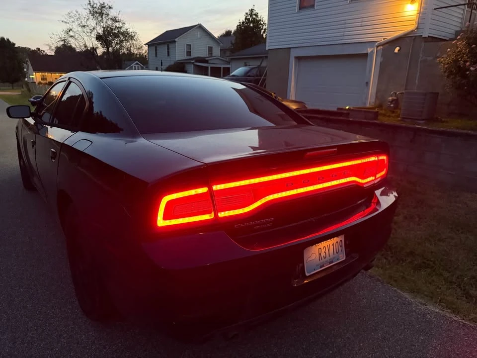 2014 Dodge Charger 7th Gen - Image 2 of 6