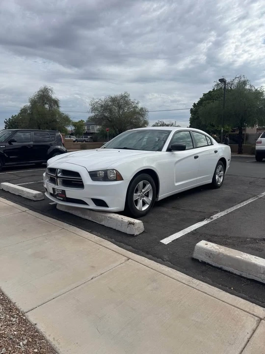 2014 Dodge Charger 7th Gen - Image 2 of 12