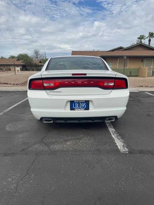 2014 Dodge Charger 7th Gen - Image 8 of 12