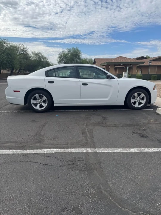 2014 Dodge Charger 7th Gen - Image 6 of 12