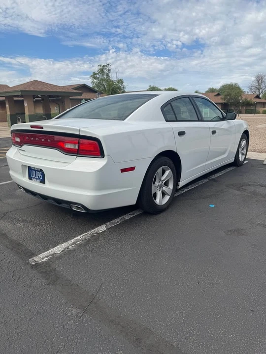 2014 Dodge Charger 7th Gen - Image 5 of 12
