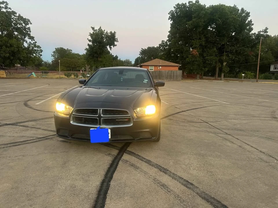 2014 Dodge Charger 7th Gen - Image 8 of 15