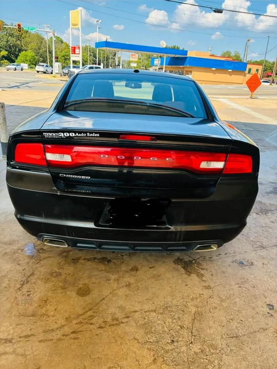 2014 Dodge Charger 7th Gen - Image 4 of 16
