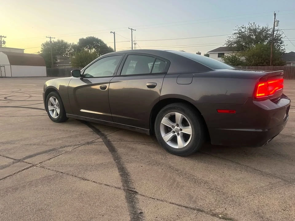 2014 Dodge Charger 7th Gen - Image 6 of 15