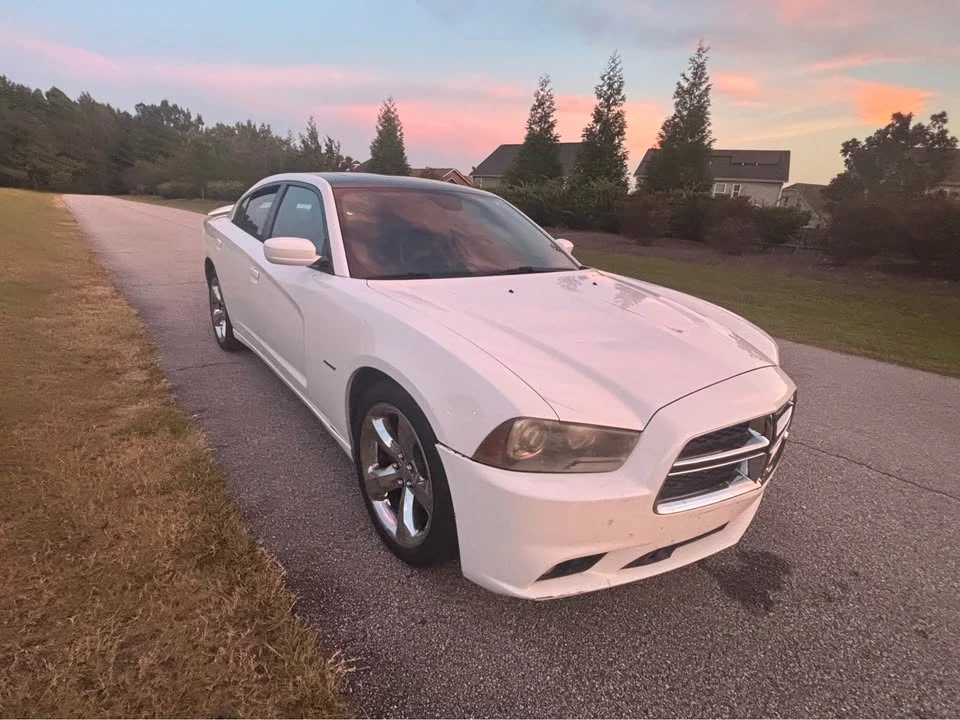 2014 Dodge Charger 7th Gen - Image 9 of 9
