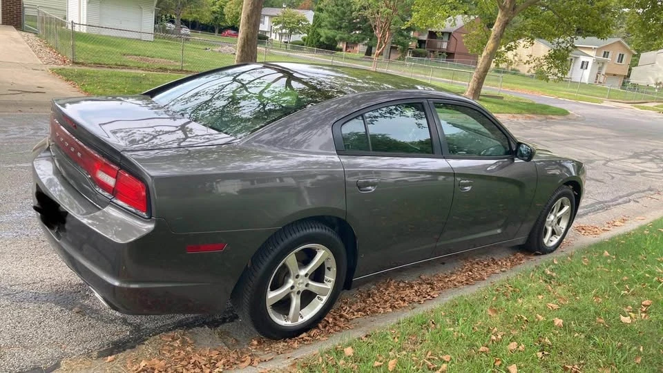 2014 Dodge Charger 7th Gen - Image 6 of 9