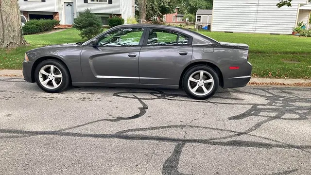 2014 Dodge Charger Sedan 4D