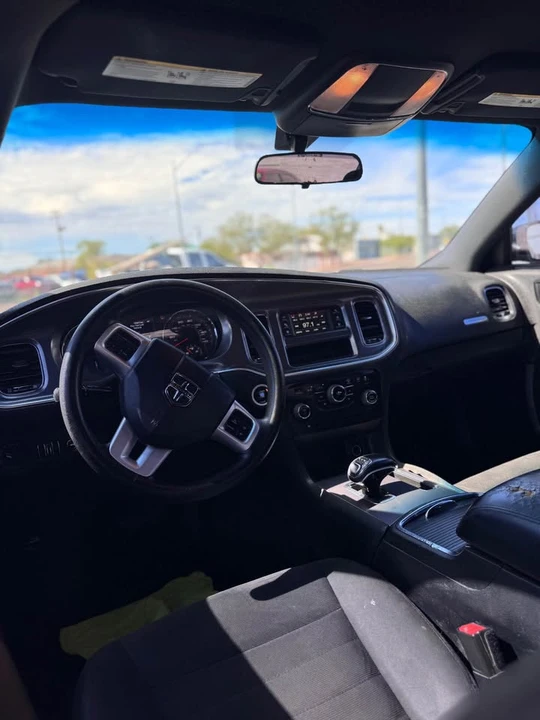 2014 Dodge Charger 7th Gen - Image 6 of 11