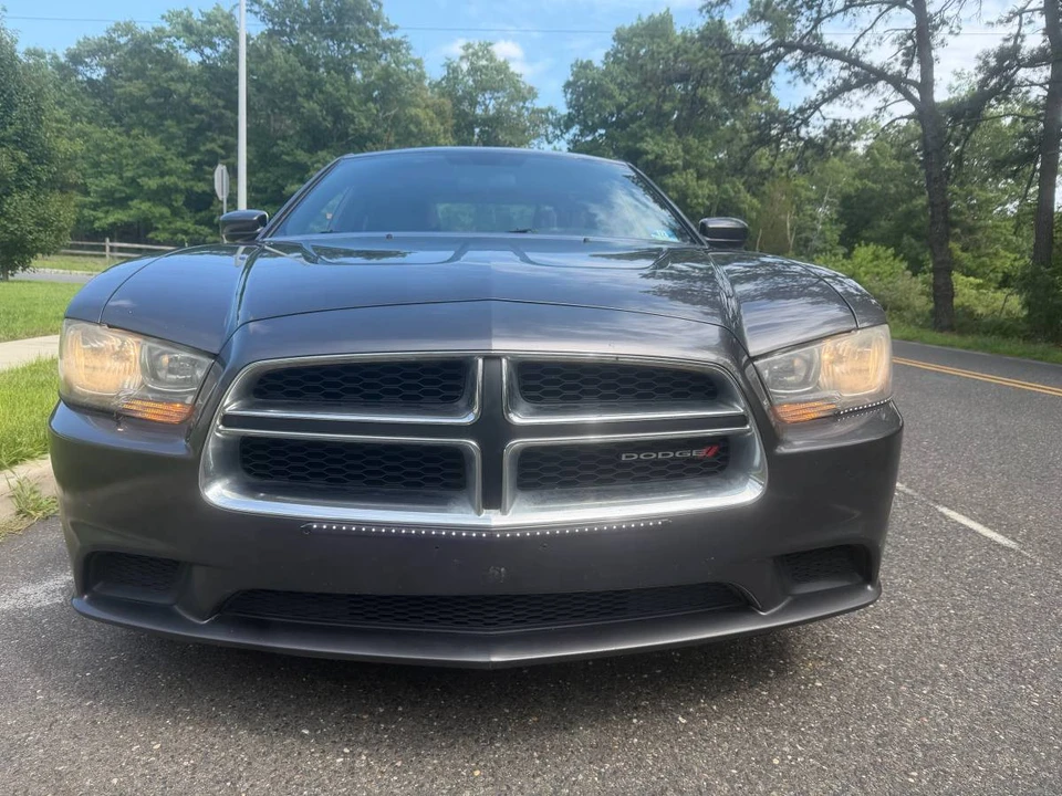 2014 Dodge Charger 7th Gen - Image 2 of 16