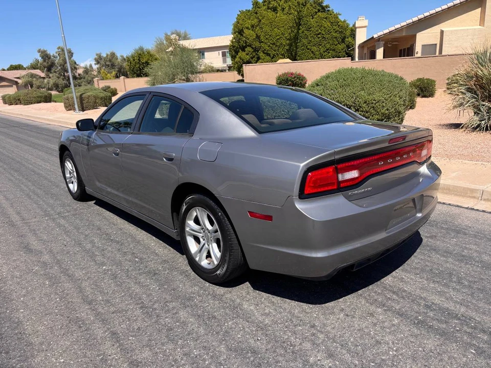 2014 Dodge Charger 7th Gen - Image 5 of 18