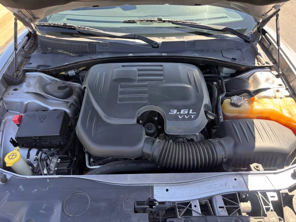 2014 Dodge Charger 7th Gen - Image 17 of 18