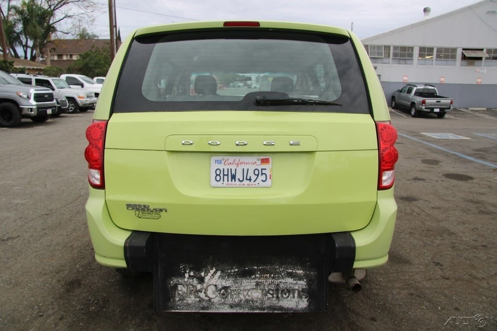 2014 Dodge Caravan - Image 5 of 21