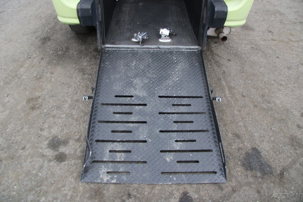 2014 Dodge Caravan - Image 20 of 21