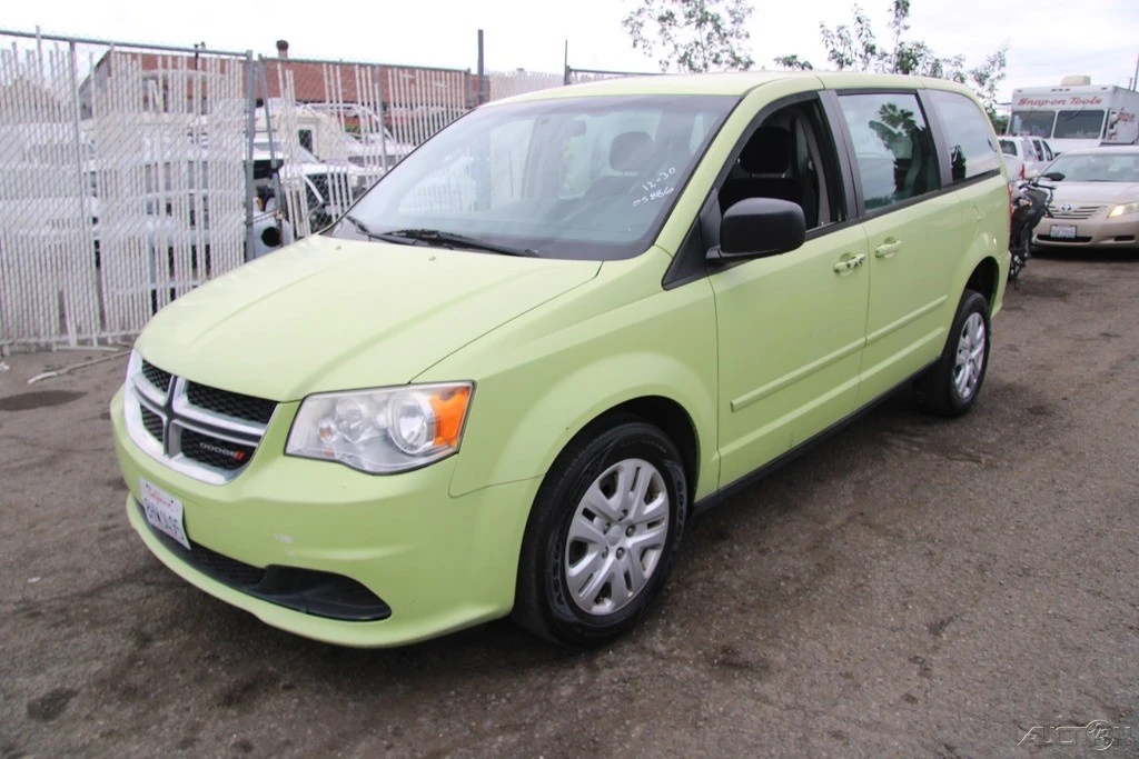 2014 Dodge Caravan - Image 2 of 21