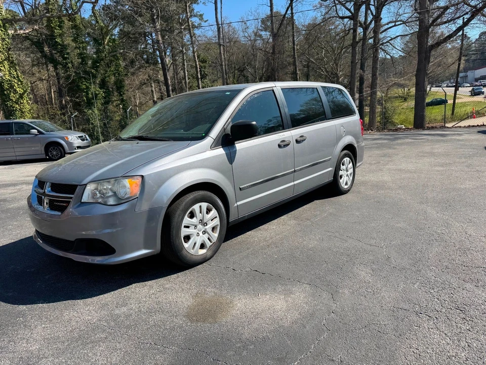 2014 Dodge Caravan - Image 3 of 12