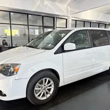 2014 Dodge Grand Caravan Passenger R/T Minivan 4D