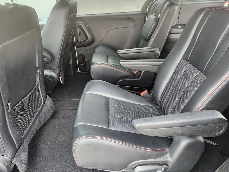 2014 Dodge Caravan - Image 8 of 12