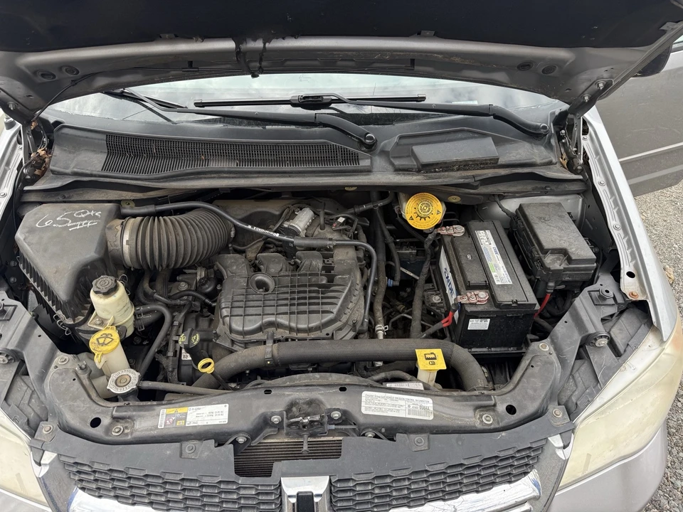 2014 Dodge Caravan - Image 14 of 15