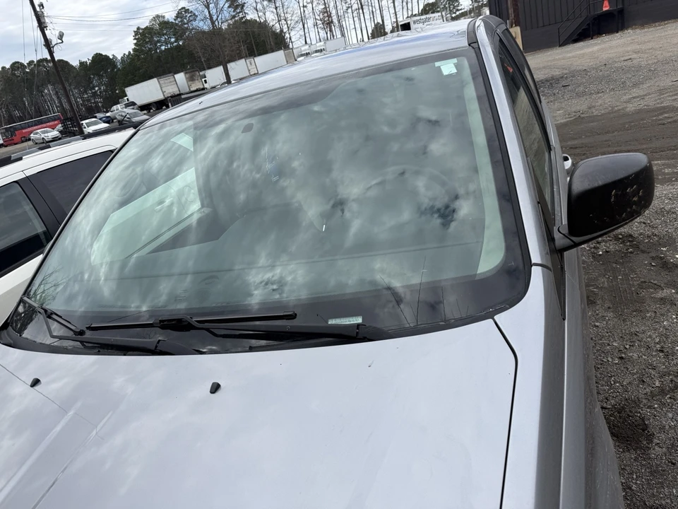 2014 Dodge Caravan - Image 2 of 15
