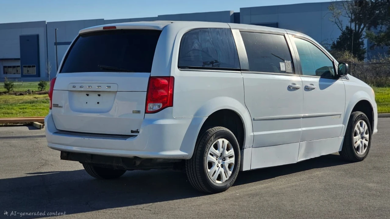 2014 Dodge Caravan - Image 4 of 19