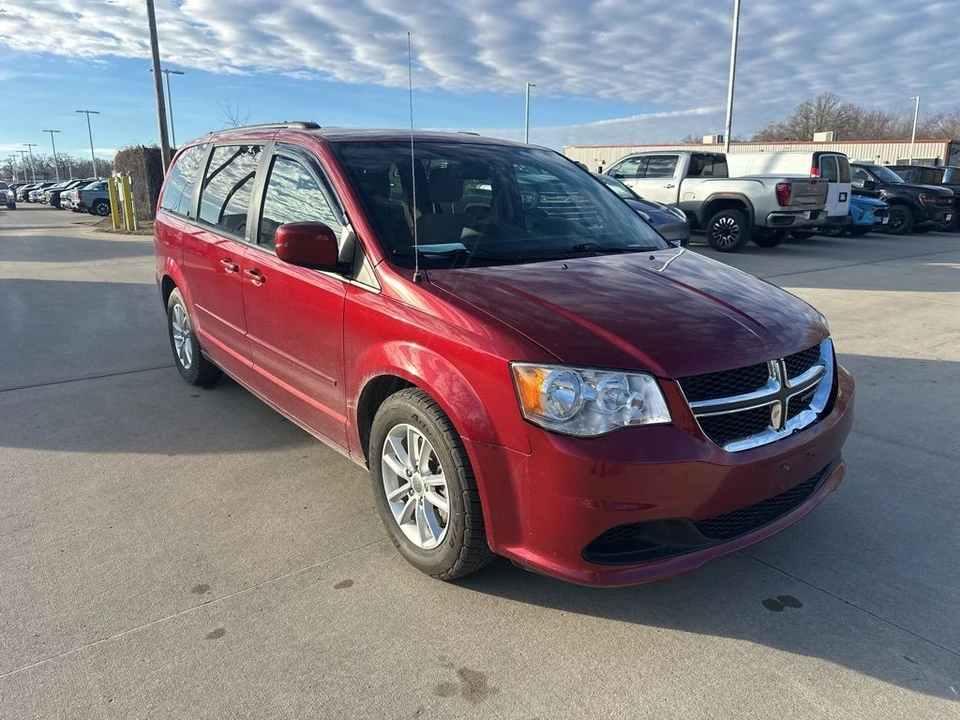 2014 Dodge Caravan - Image 5 of 12