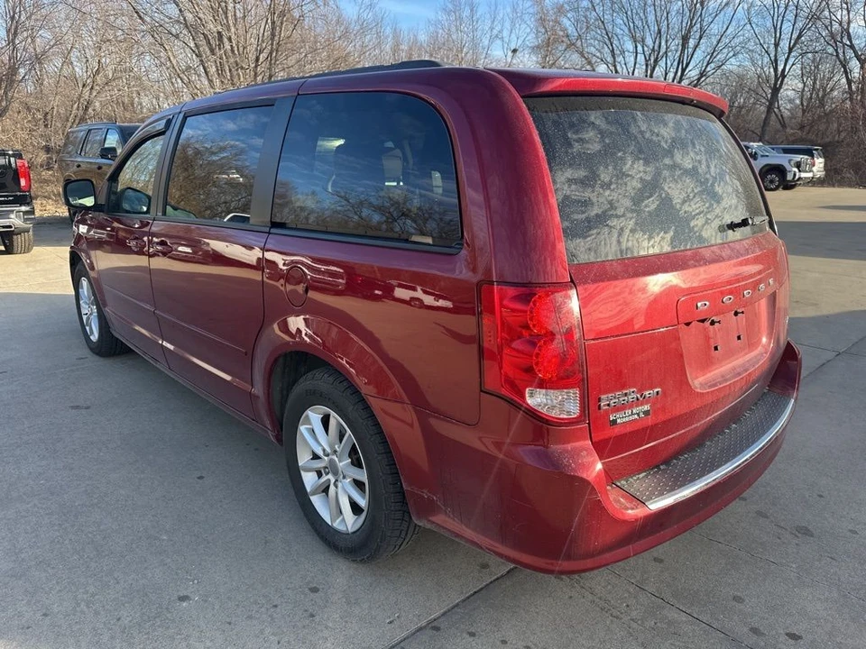 2014 Dodge Caravan - Image 9 of 12