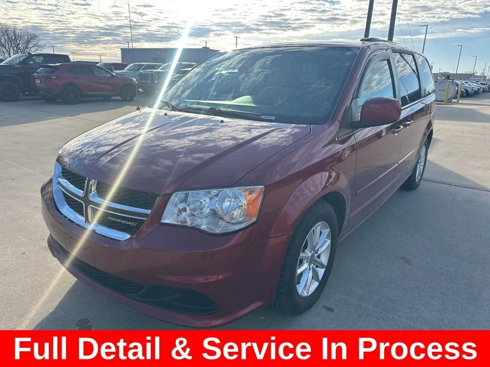 2014 Dodge Caravan - Image 3 of 12
