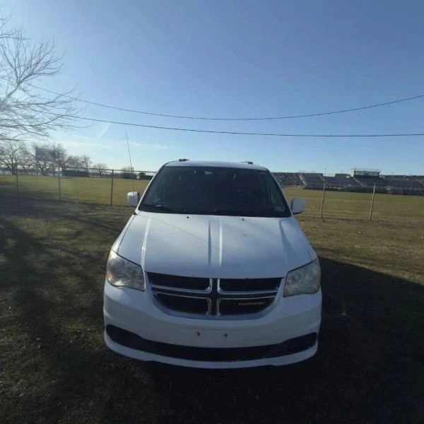 2014 Dodge Caravan - Image 4 of 12