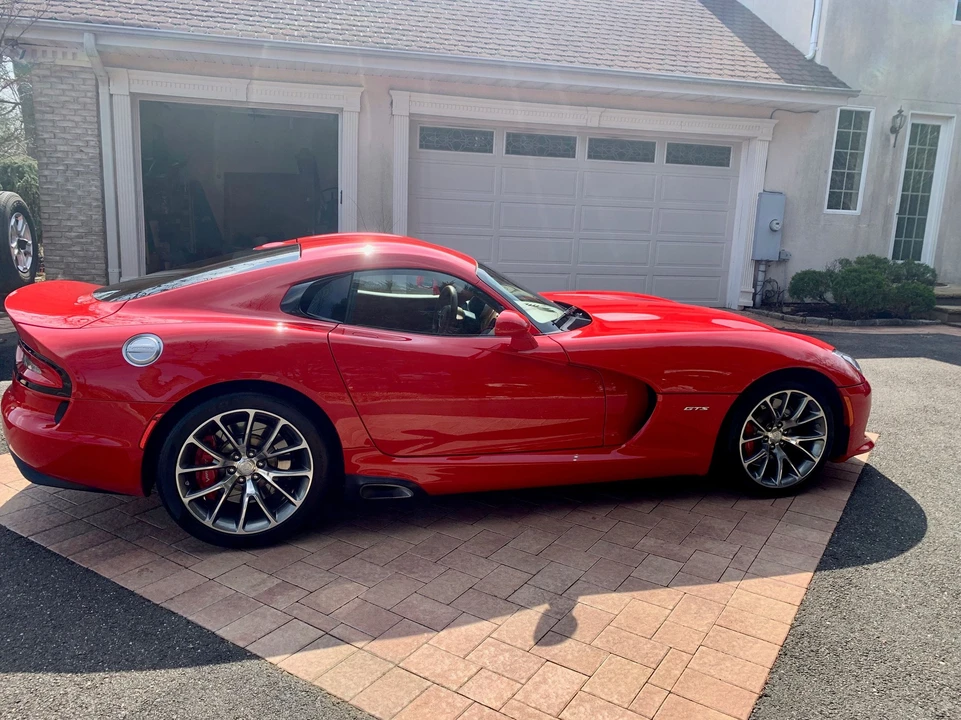 2014 Dodge Viper 5th Gen - Image 13 of 31