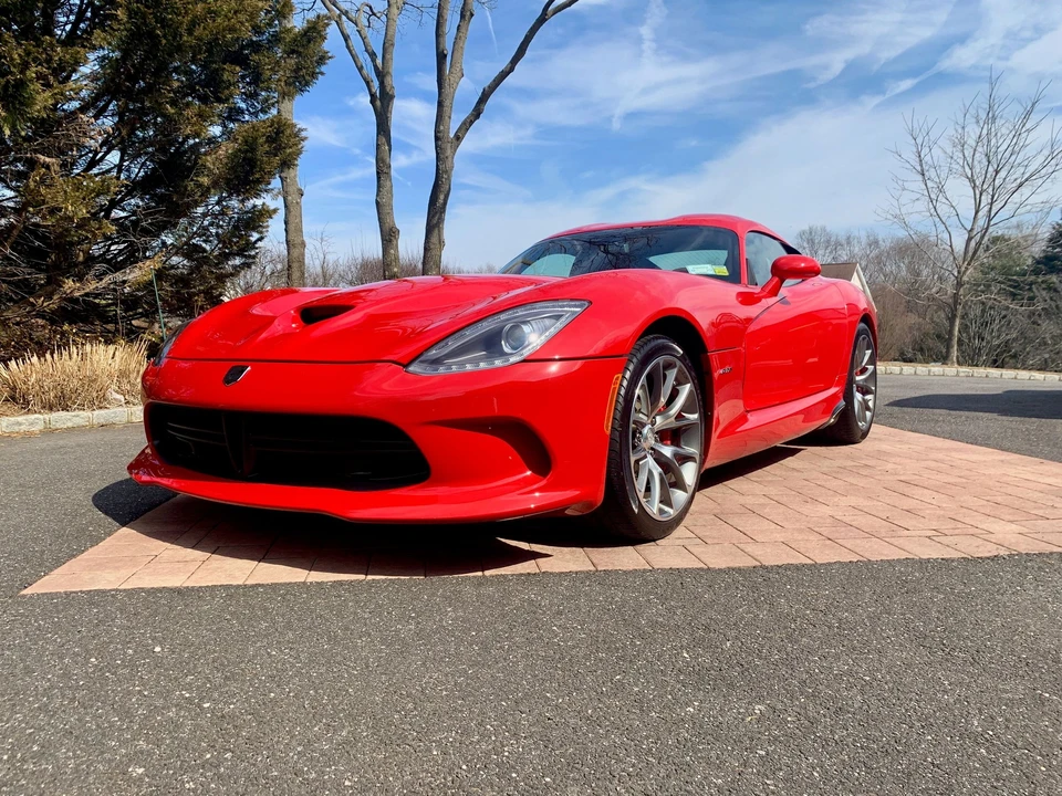 2014 Dodge Viper 5th Gen - Image 2 of 31