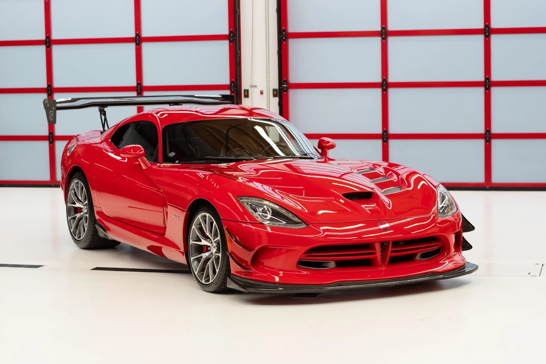 2014 Dodge Viper 5th Gen - Image 2 of 31
