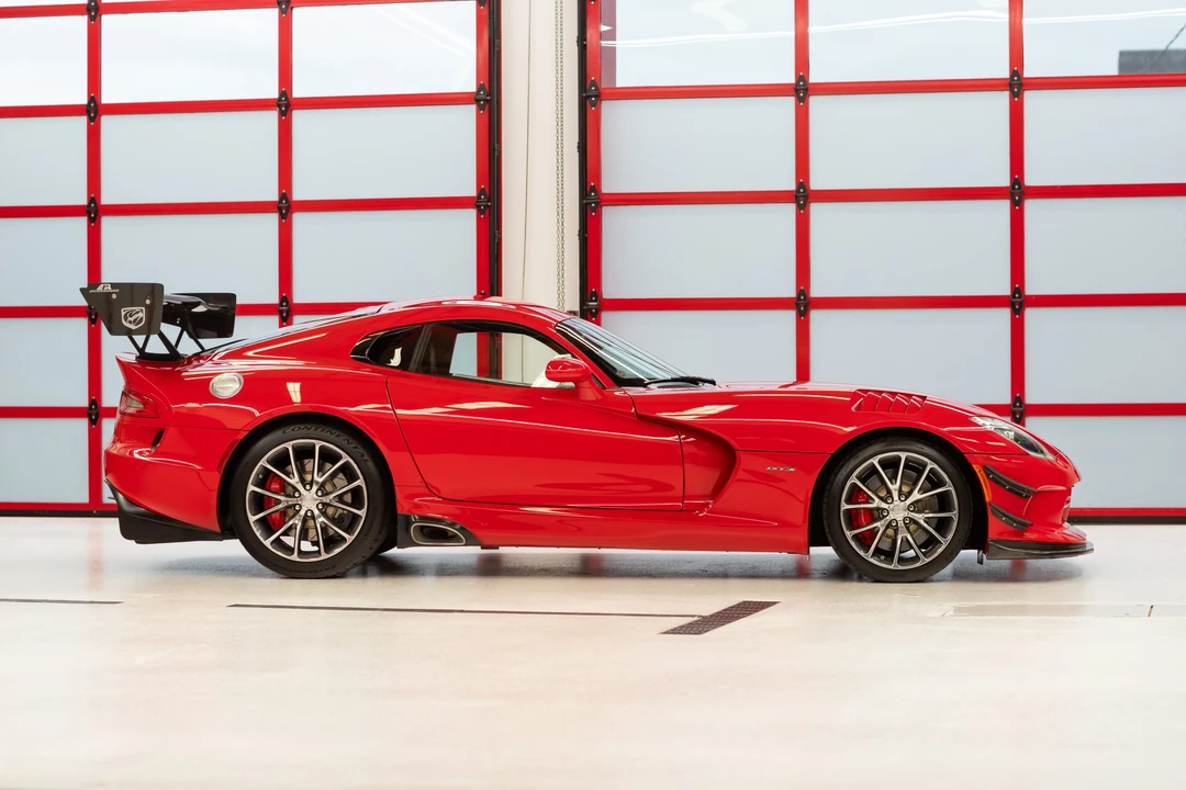 2014 Dodge Viper 5th Gen - Image 10 of 31