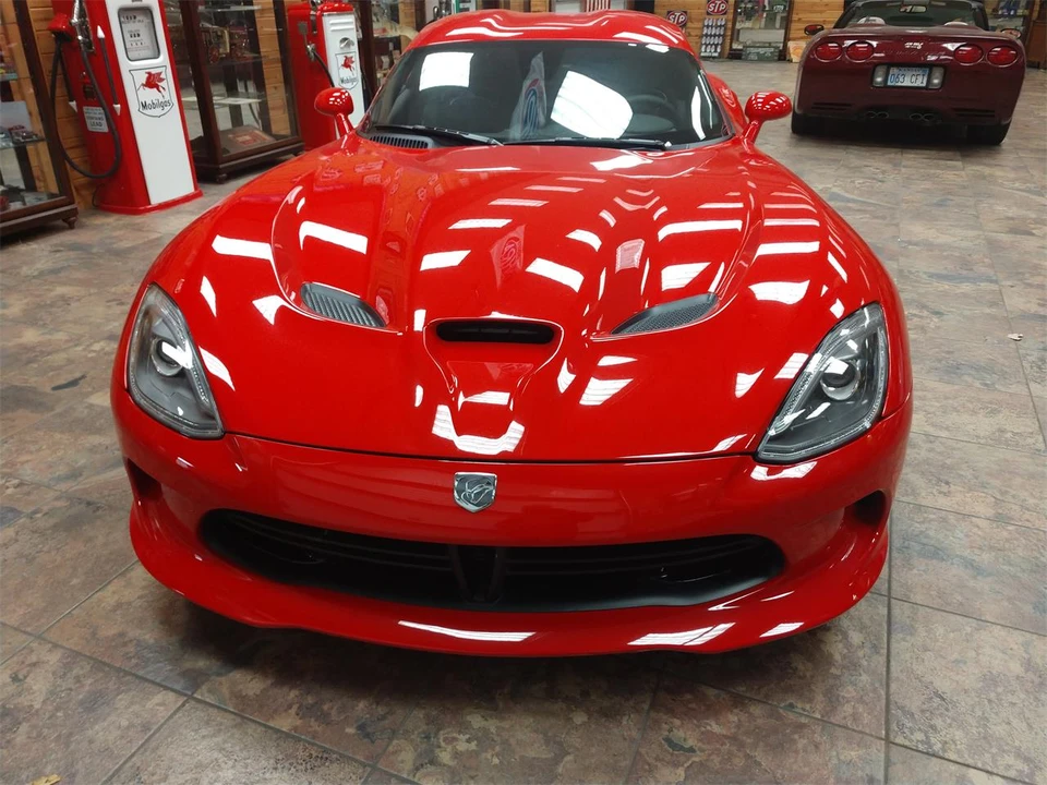 2014 Dodge Viper 5th Gen - Image 5 of 14