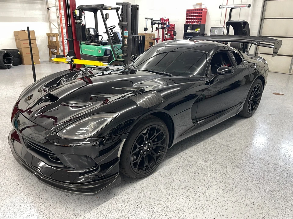 2014 Dodge Viper 5th Gen - Image 2 of 27