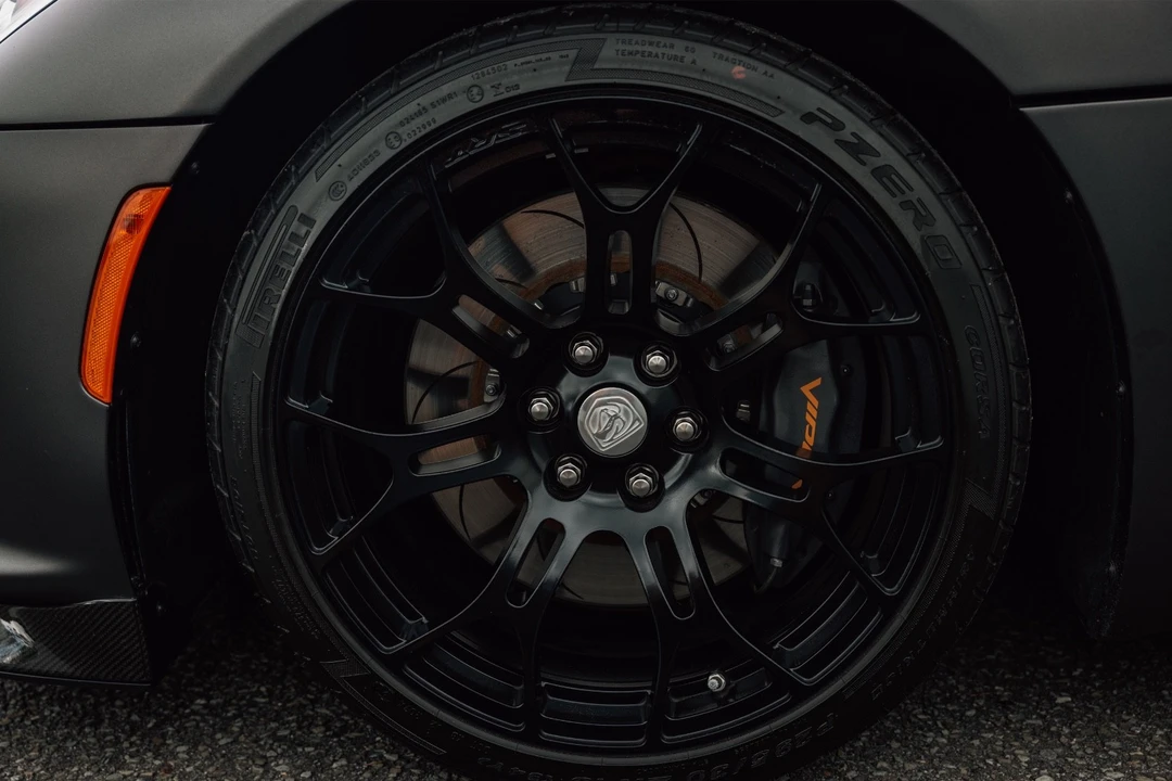 2014 Dodge Viper 5th Gen - Image 17 of 31