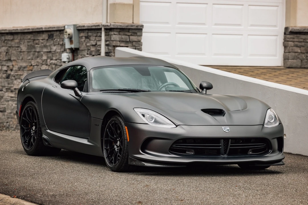 2014 Dodge Viper 5th Gen - Image 2 of 31