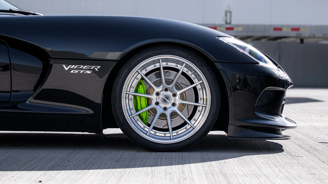 2014 Dodge Viper 5th Gen - Image 19 of 21
