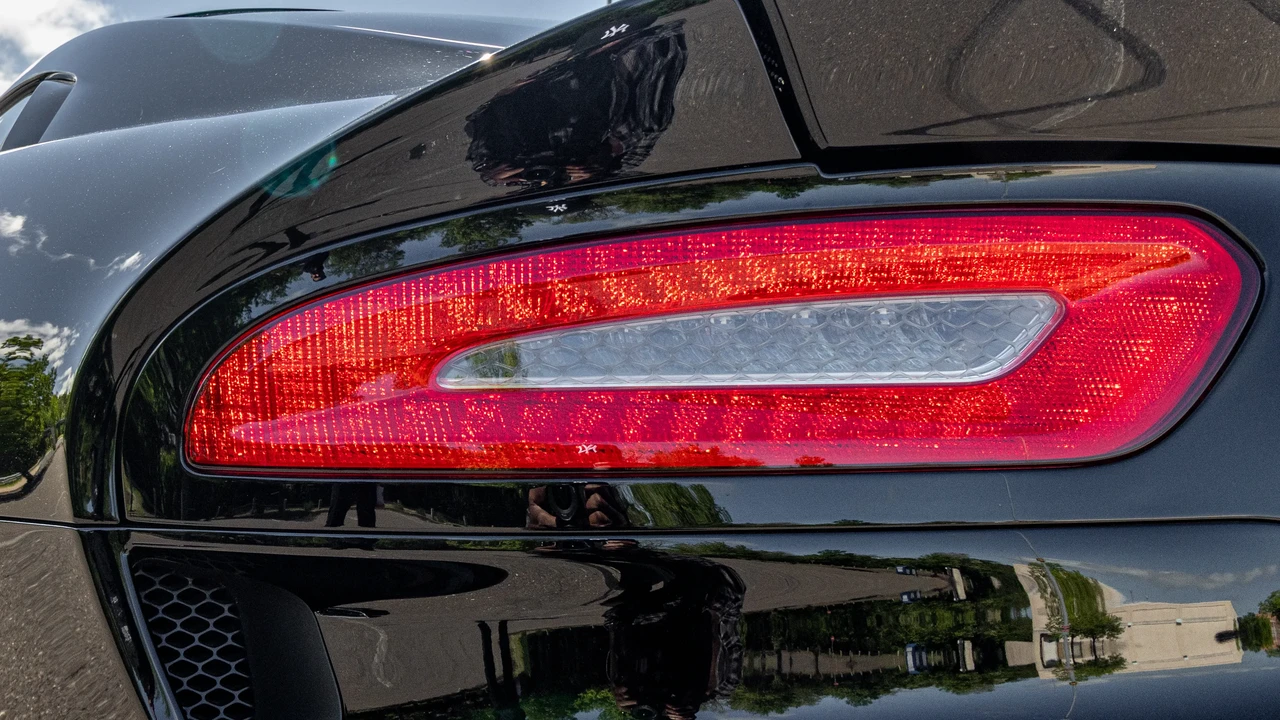 2014 Dodge Viper 5th Gen - Image 16 of 31