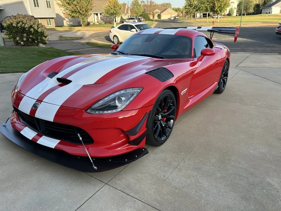 2014 Dodge Viper 5th Gen - Image 2 of 21