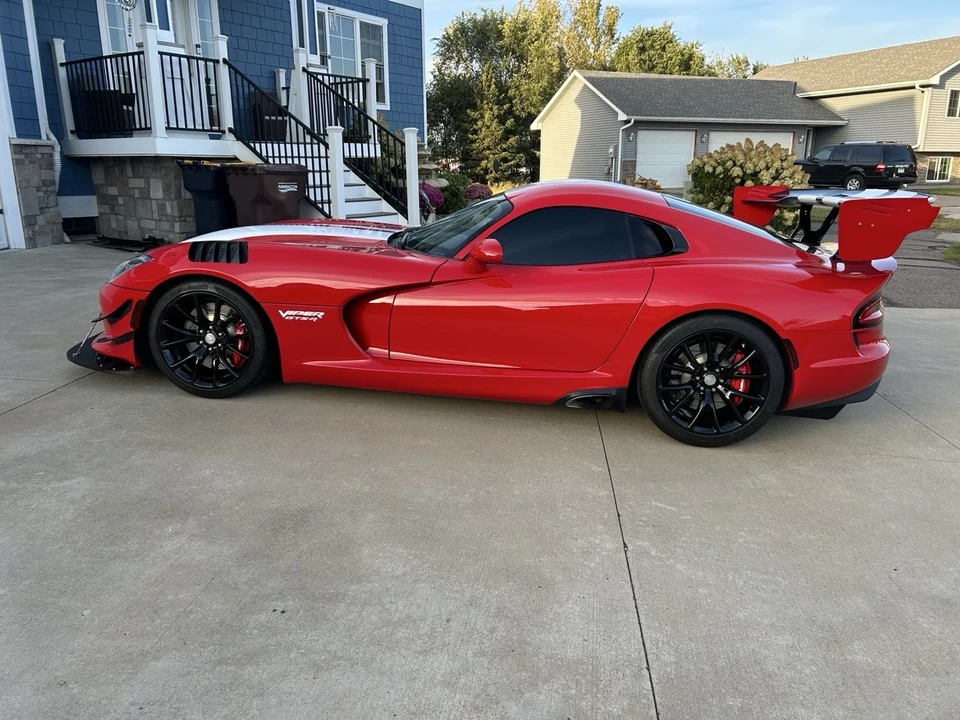 2014 Dodge Viper 5th Gen - Image 16 of 21