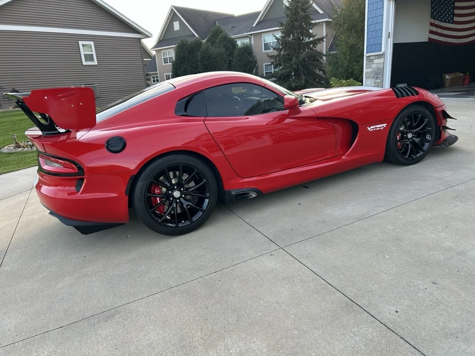 2014 Dodge Viper 5th Gen - Image 11 of 21