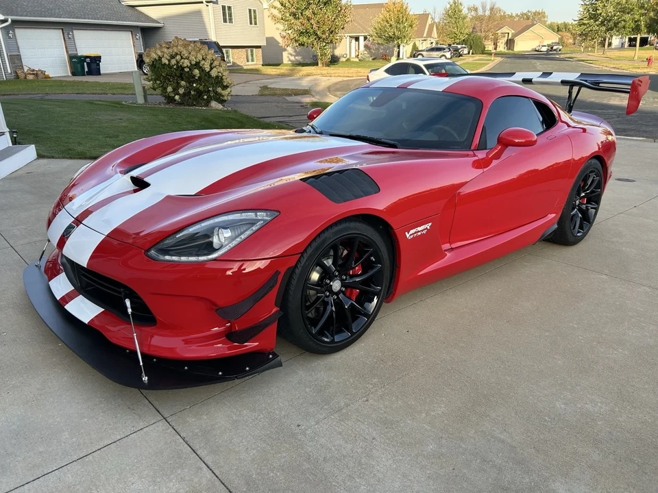 2014 Dodge Viper 5th Gen - Image 3 of 21