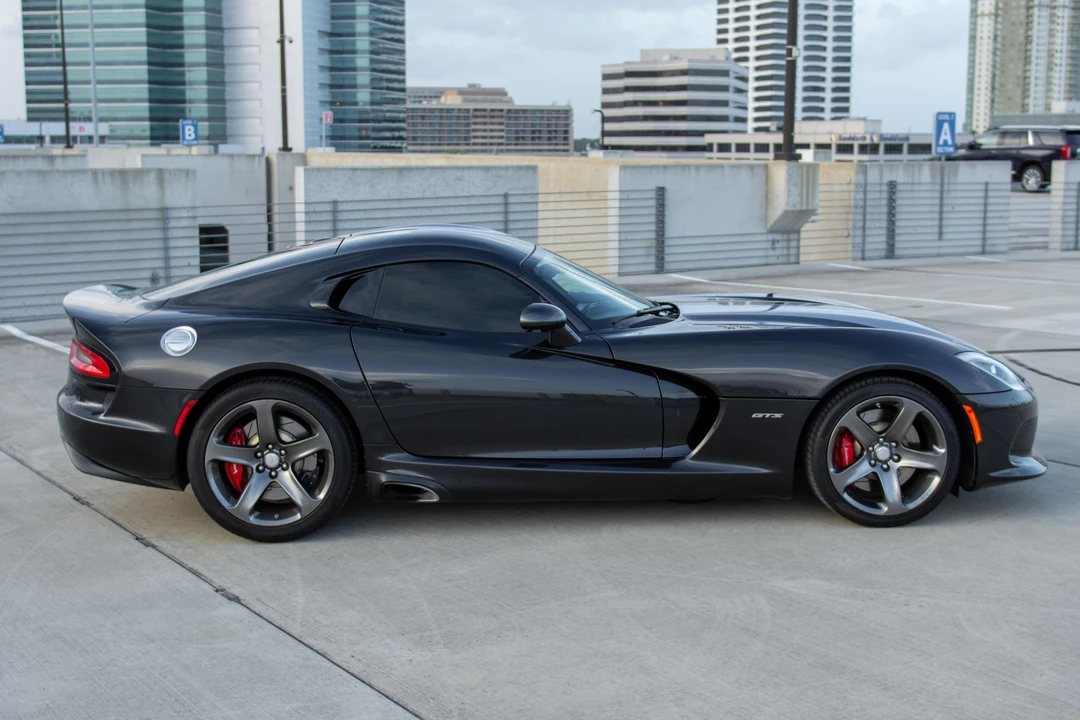 2014 Dodge Viper 5th Gen - Image 3 of 31