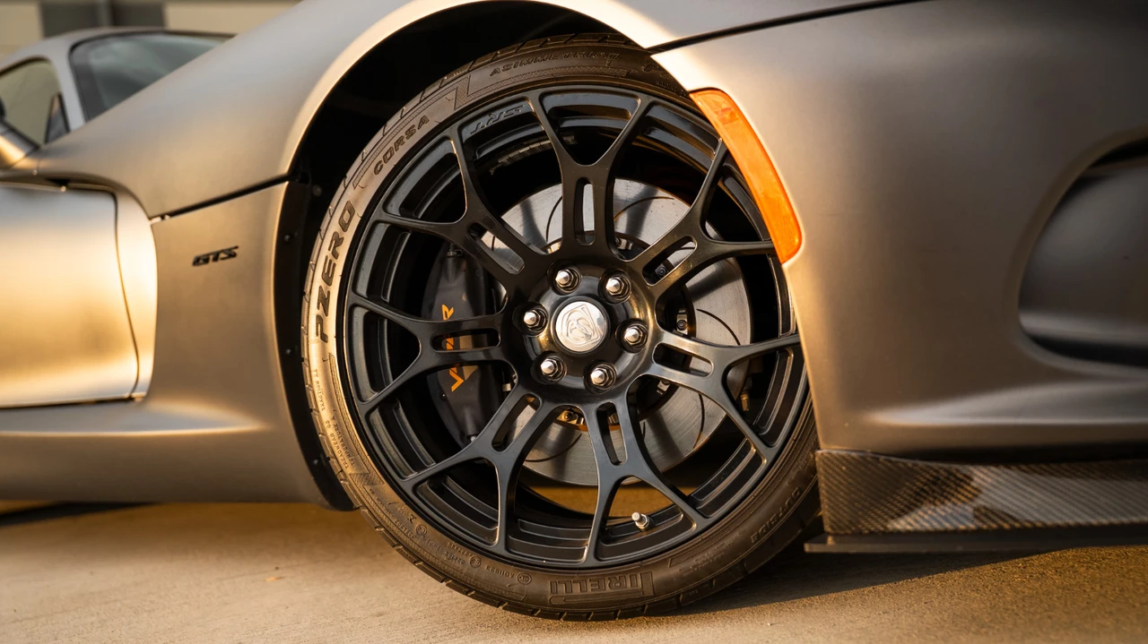 2014 Dodge Viper 5th Gen - Image 31 of 31