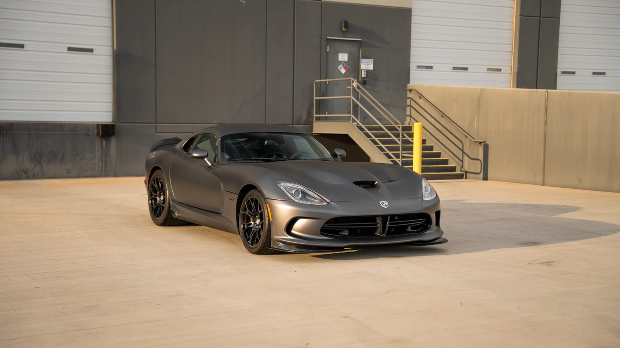 2014 Dodge Viper 5th Gen - Image 3 of 31