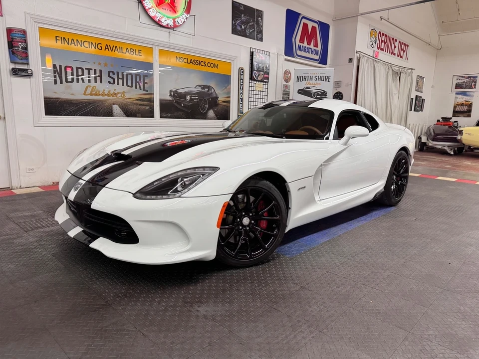 2014 Dodge Viper 5th Gen - Image 2 of 21
