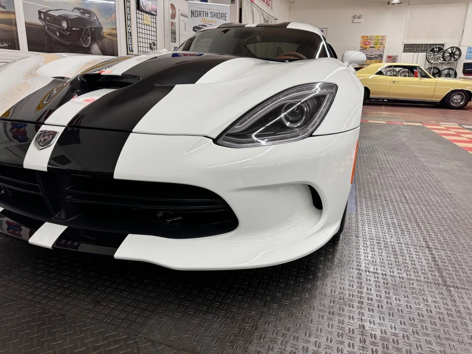 2014 Dodge Viper 5th Gen - Image 9 of 21